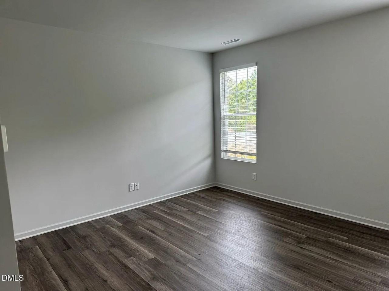 244 Suhani Ln - Photo 4 of 29