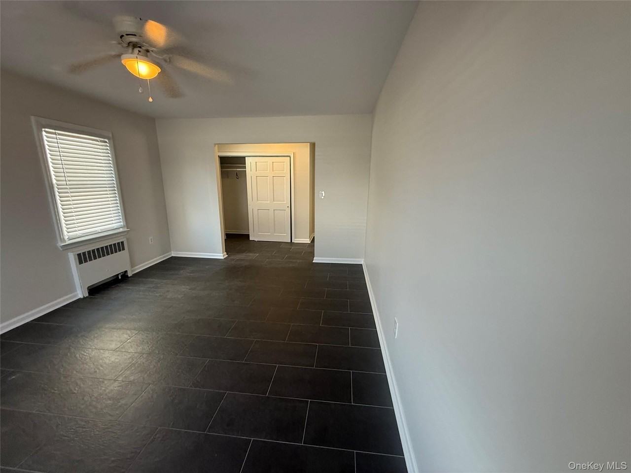 353 E Market St - Photo 3 of 6