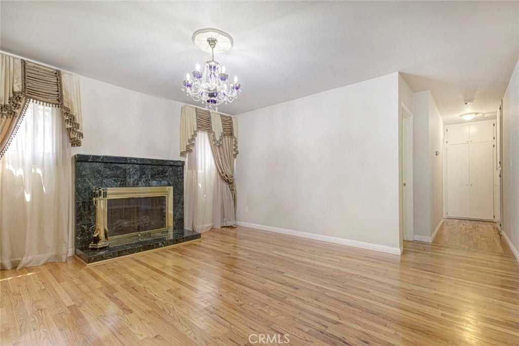 6149 Case Ave - Photo 4 of 44