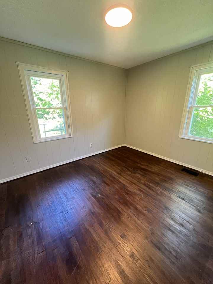 512 N Water St #1 - Photo 4 of 10