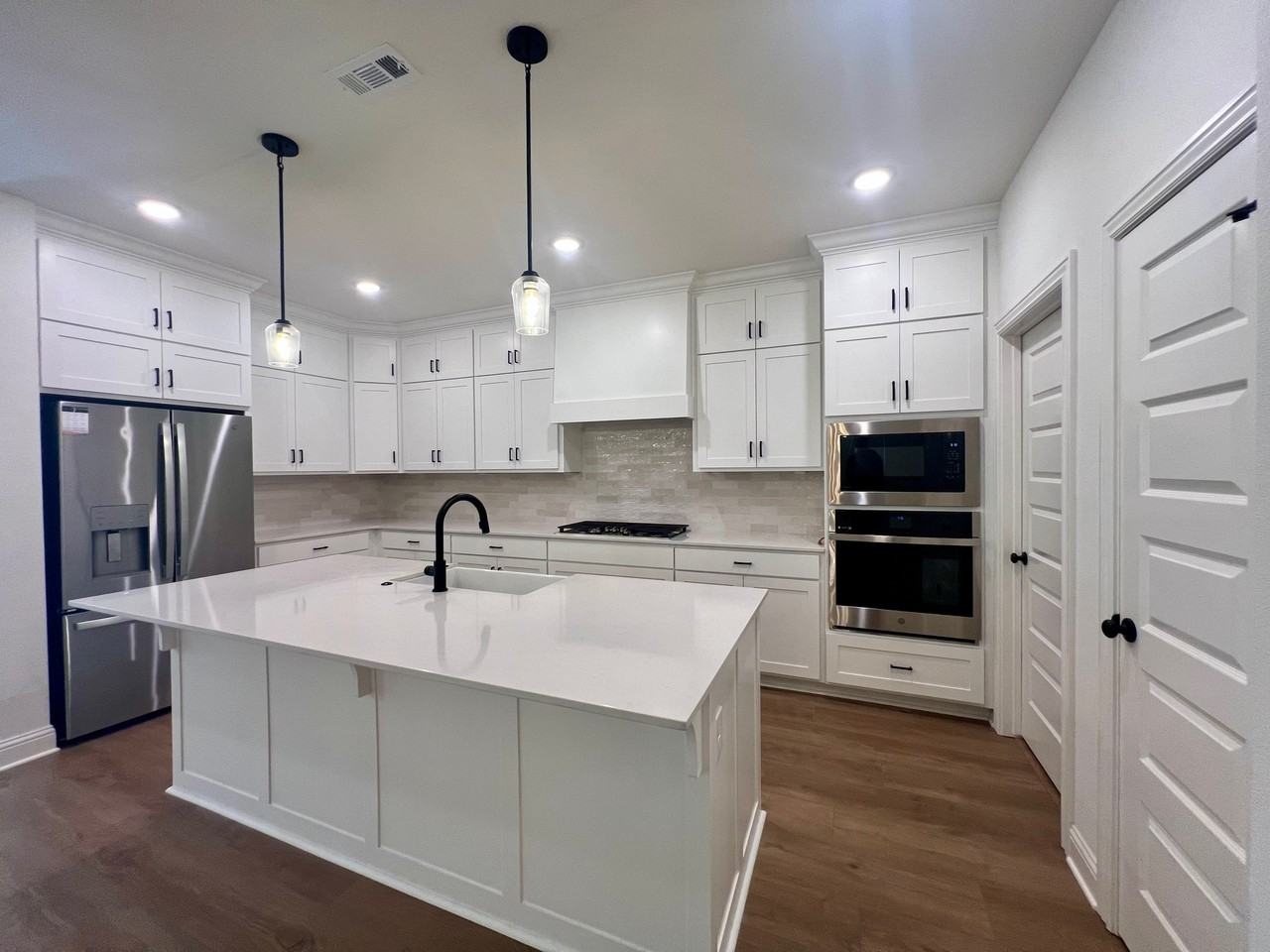 3006 S 14th Pl #1 - Photo 6 of 20
