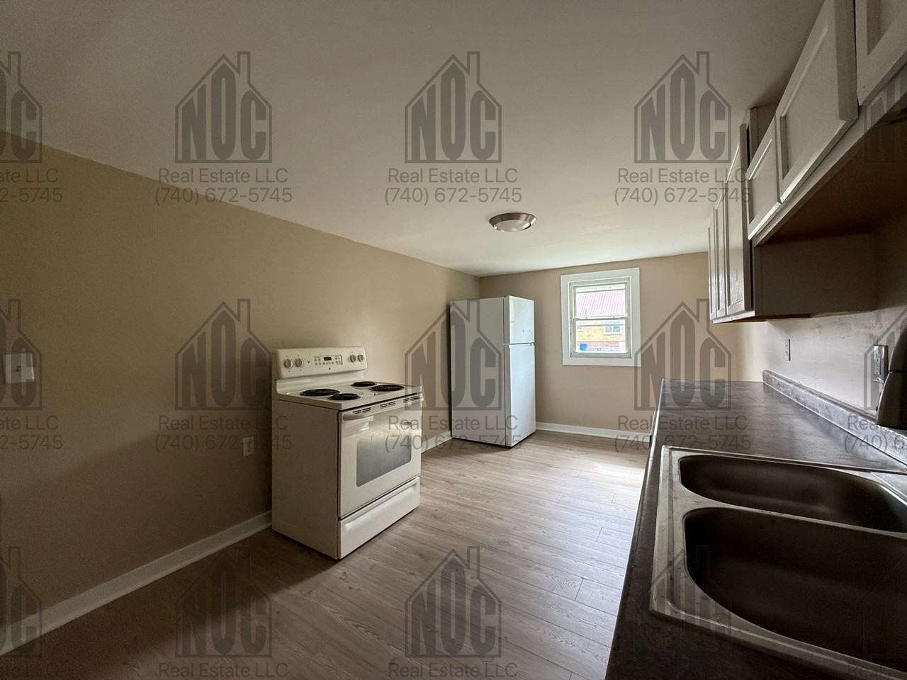 607 Slocum St #B - Photo 2 of 10