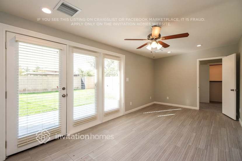 1027 E Frost Dr - Photo 3 of 15