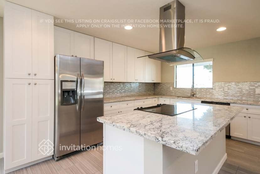 1027 E Frost Dr - Photo 5 of 15