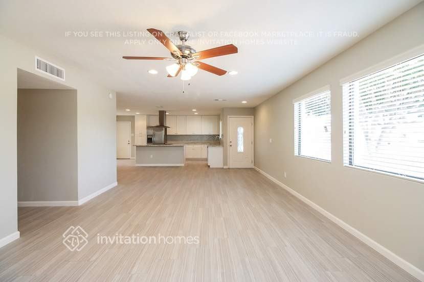 1027 E Frost Dr - Photo 7 of 15