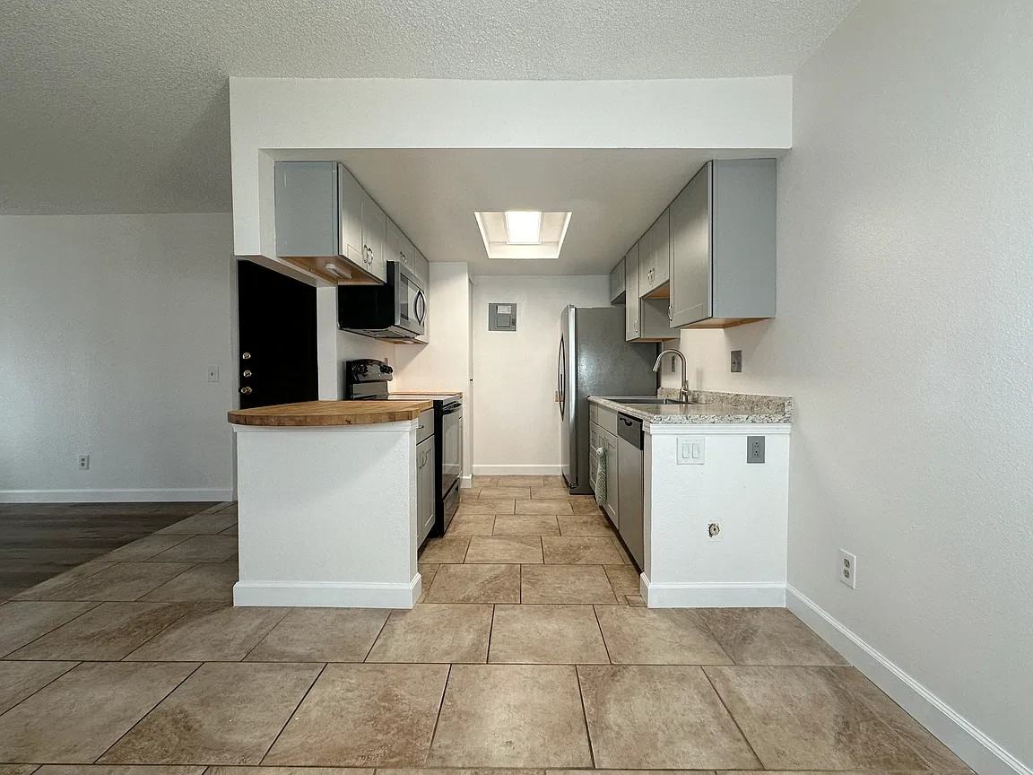 8555 Fairmount Drive #J108 - Photo 5 of 8