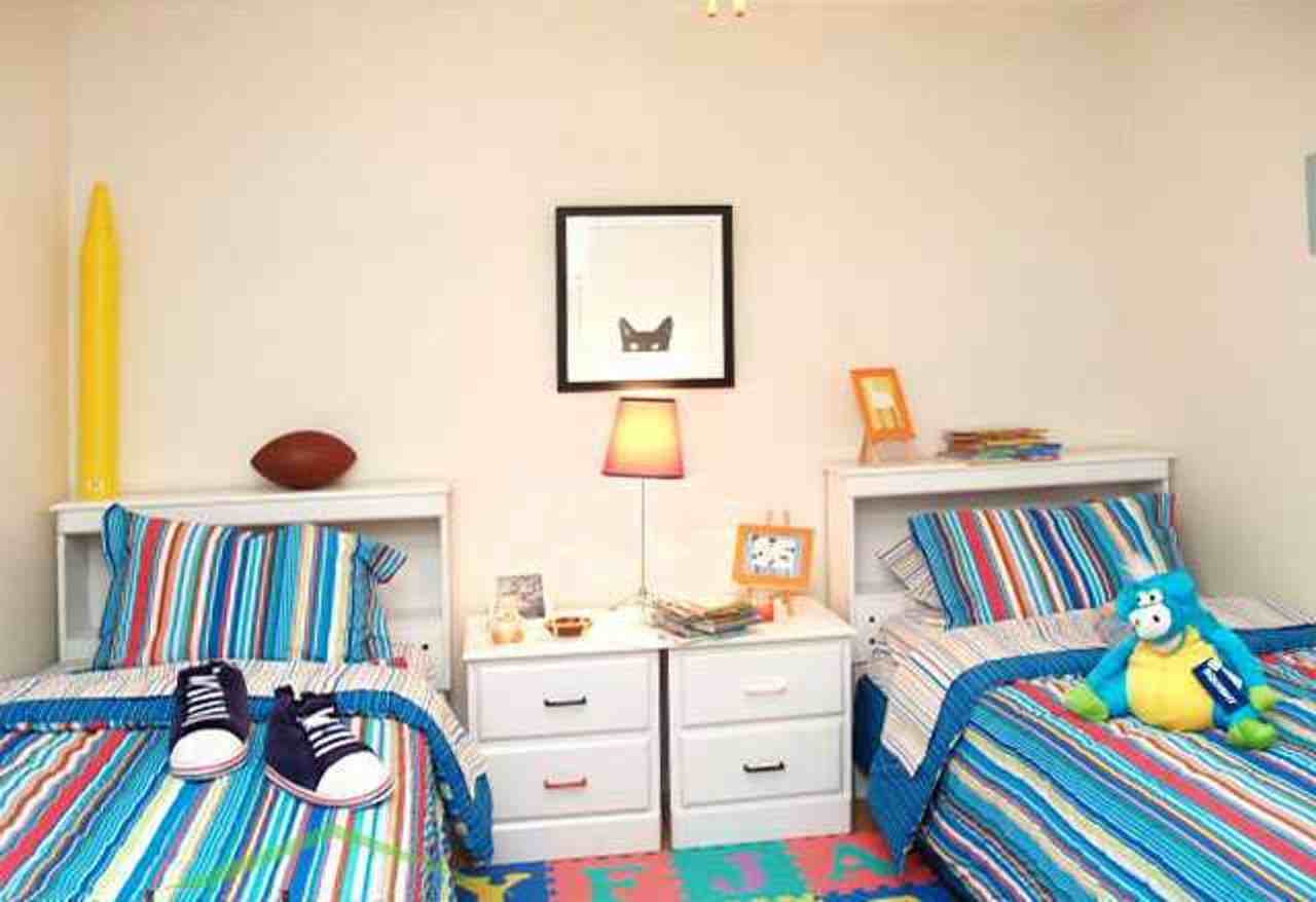 Lions Court Apartments - Photo 4 of 50