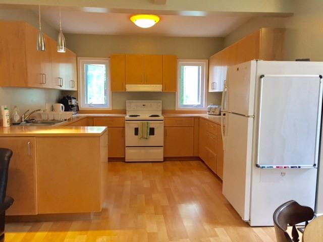289 Nelson Street #2 - Photo 3 of 17