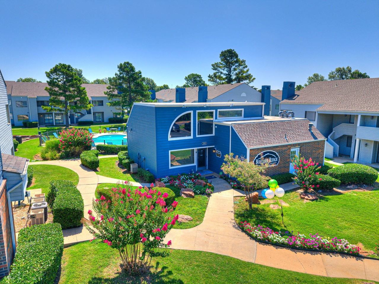 Boulder Ridge Apartments | Newly Remodeled East Tulsa | Broken Arrow Schools + W/D Hookups - Photo 4 of 50