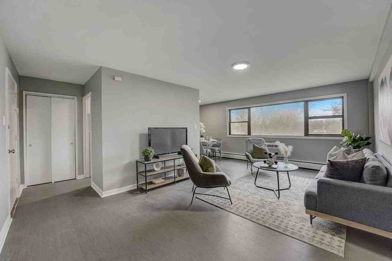 Woodbrook House Apartments - Photo 4 of 20