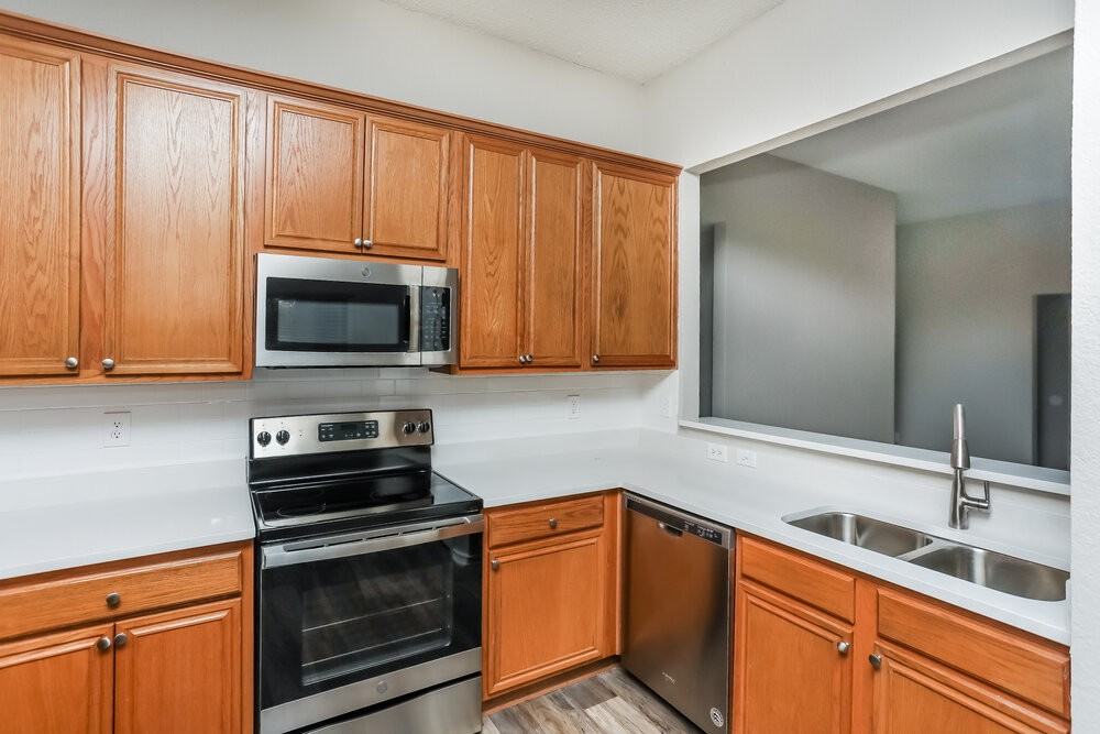 1512 Fern Dr - Photo 6 of 16