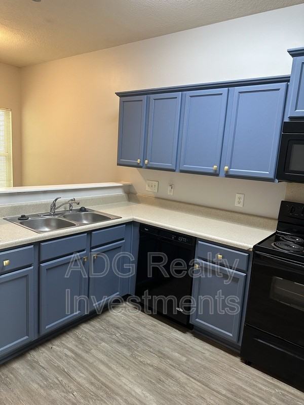 1917 Butterfly Ln - Photo 7 of 16
