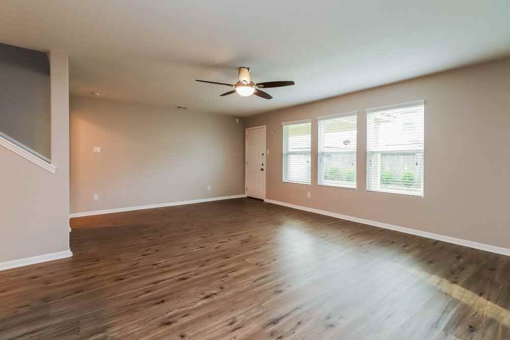 9952 Swallow Dr - Photo 4 of 17