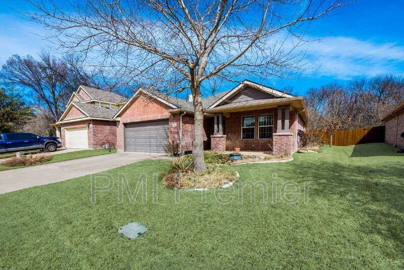 4005 Ringdove Way - Photo 2 of 30