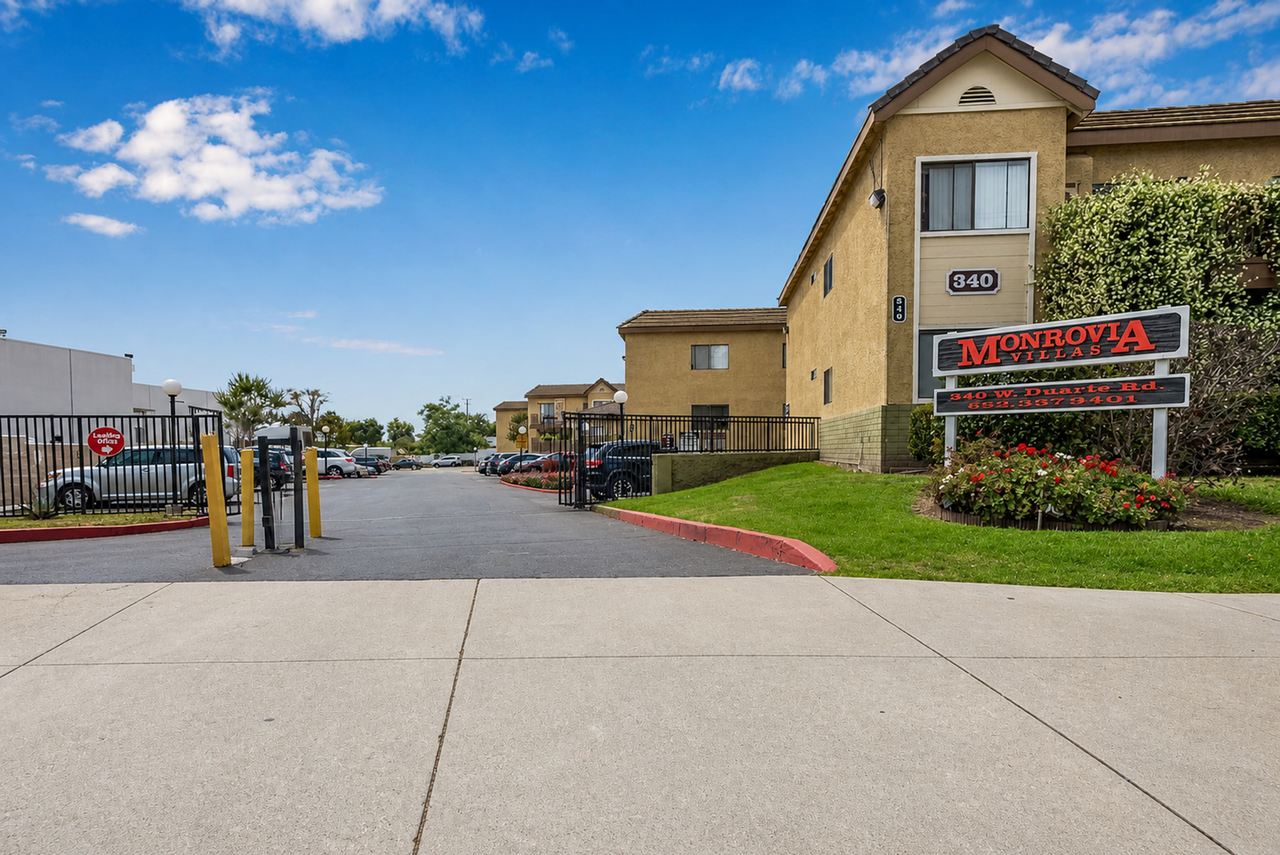 Monrovia Villas Apartments - Photo 6 of 9