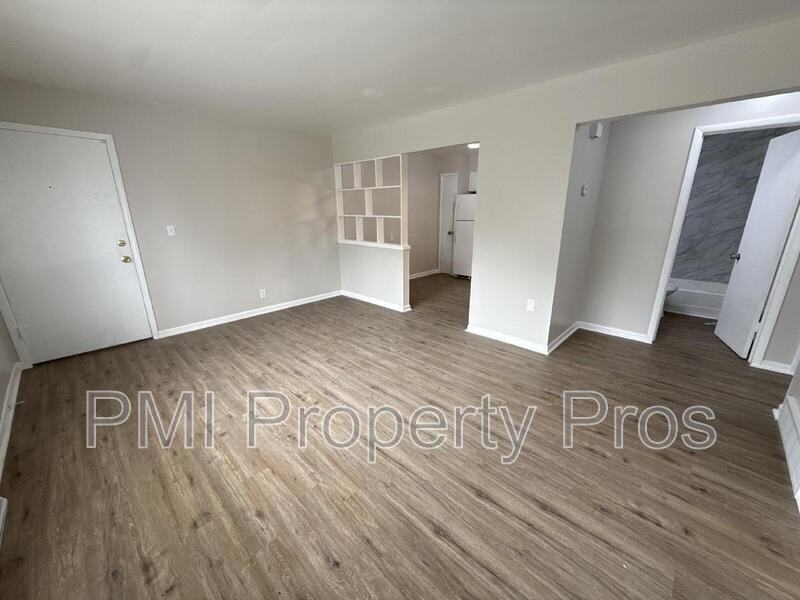 7701 W Hampton Ave #4 - Photo 4 of 18