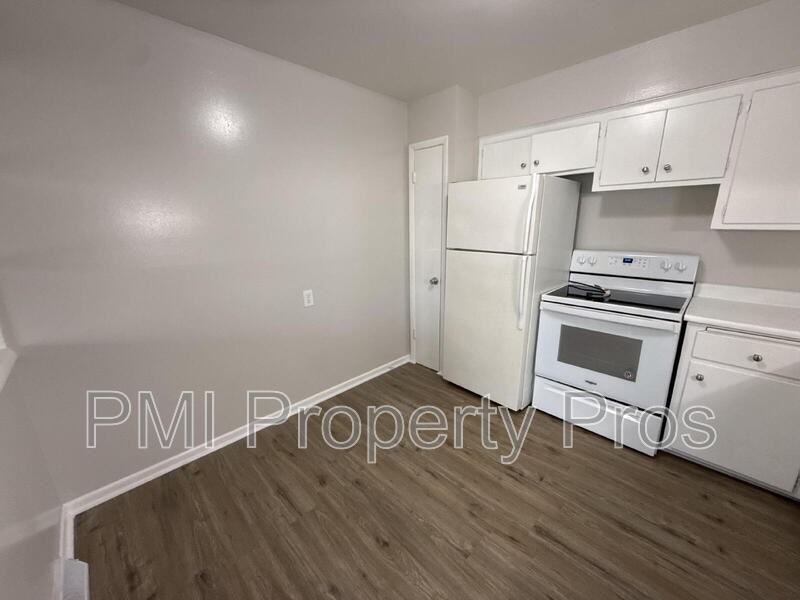 7701 W Hampton Ave #5 - Photo 5 of 16