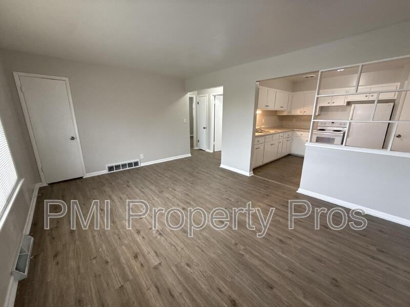 7701 W Hampton Ave #6 - Photo 2 of 17
