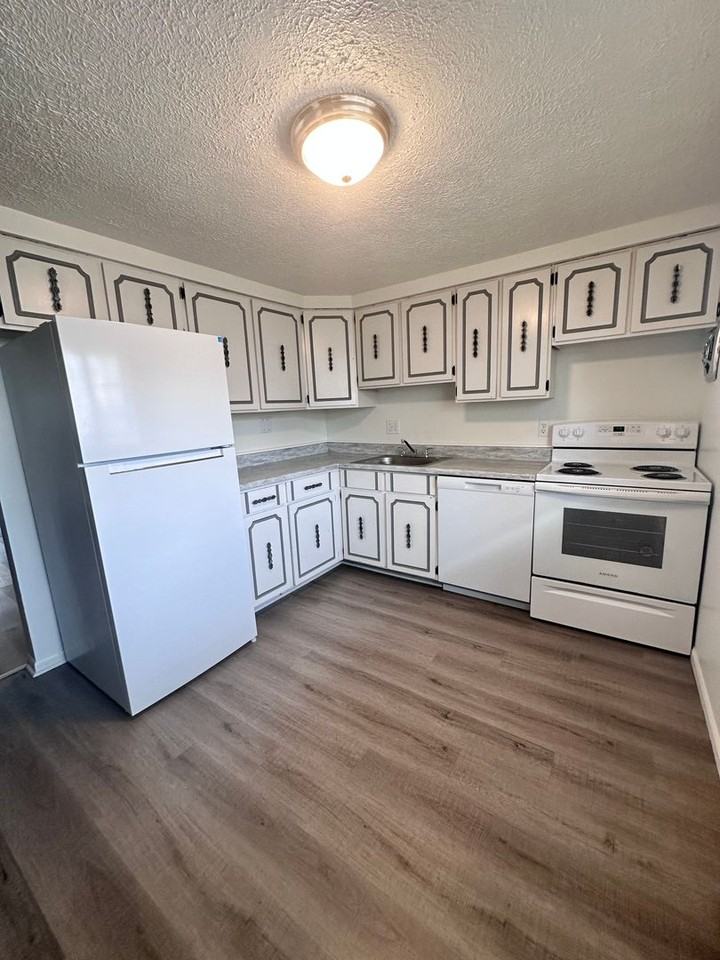 450 Market St #29 - Photo 7 of 17