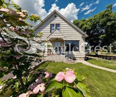 featured image of 706 S College Ave