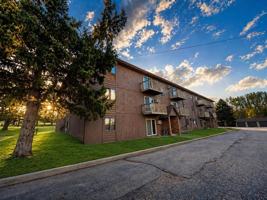 featured image of 1301 S Cleveland Ave
