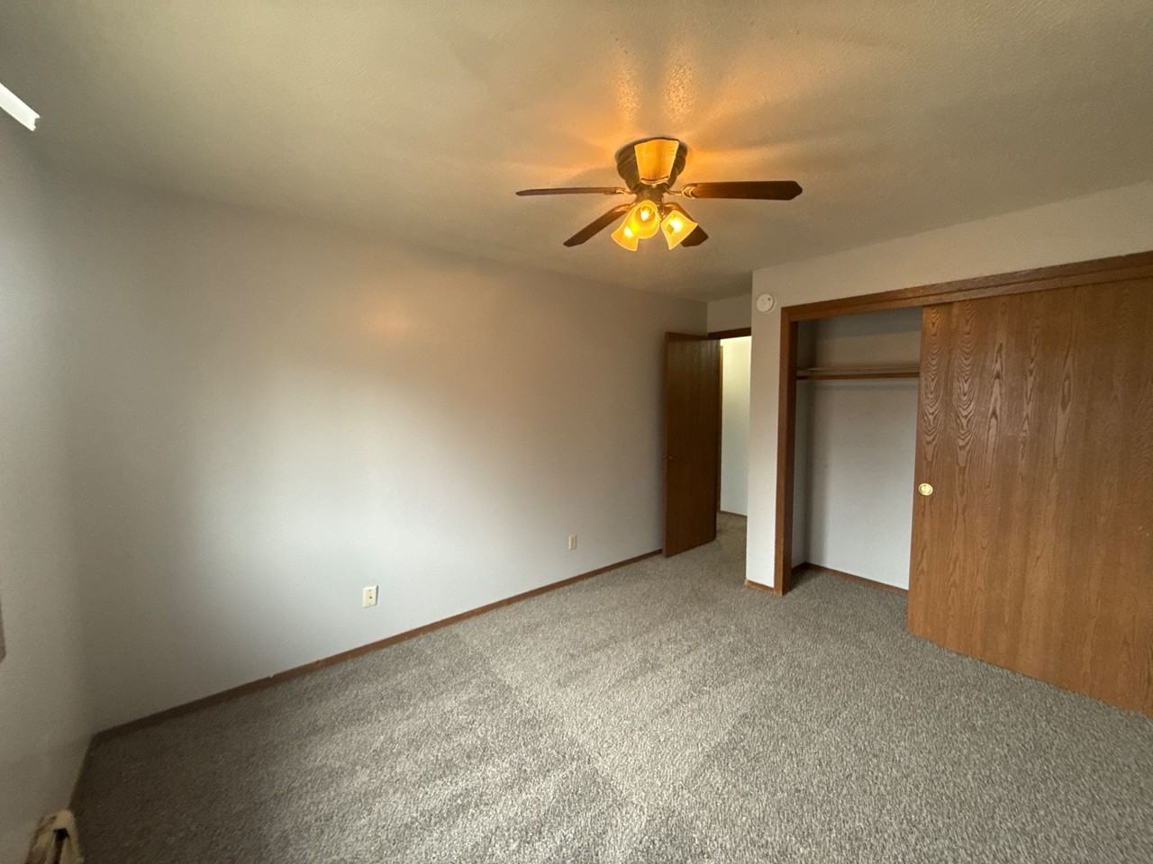 Amber Leaf Apartments - Photo 5 of 20