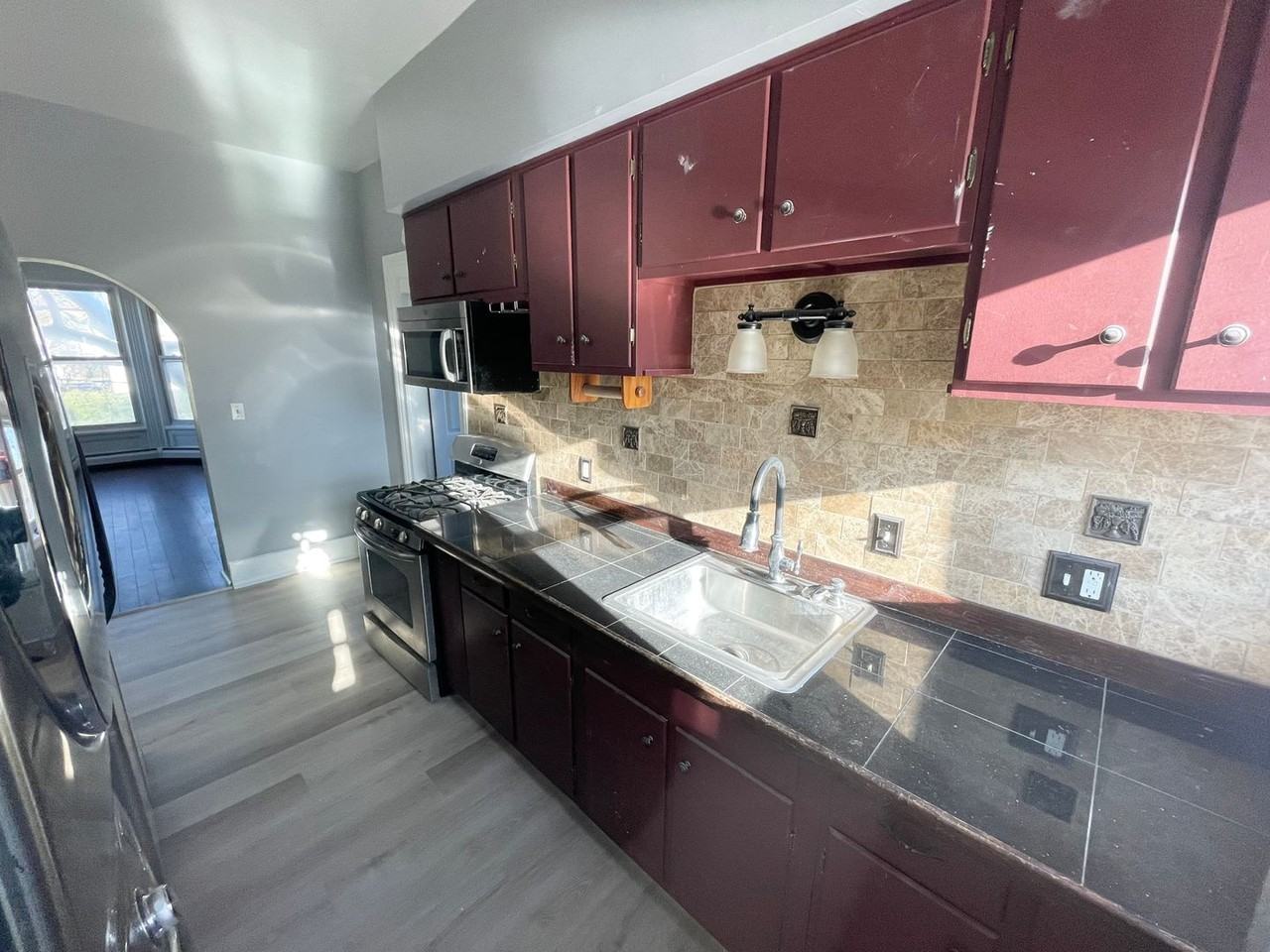 640 3rd Ave - Photo 6 of 27