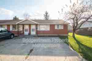 featured image of 4948 Leeper St