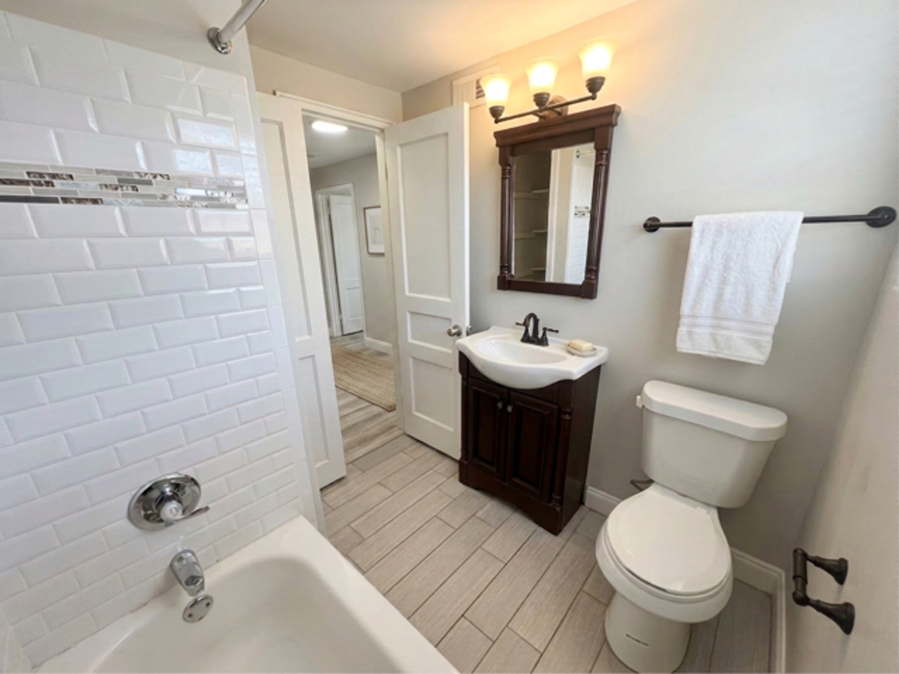 Avondale I Apartments - Photo 3 of 24