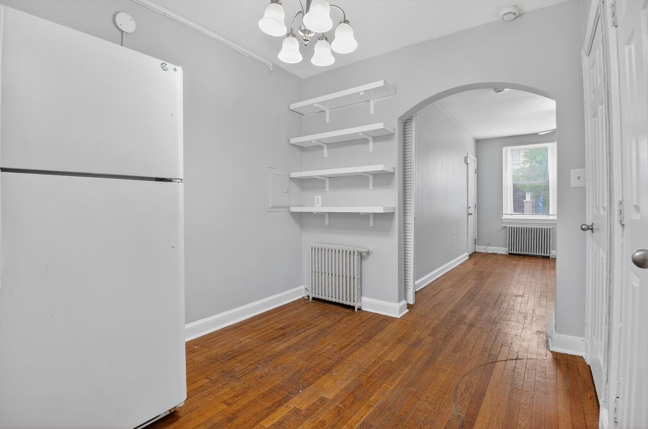 1901 Rosedale St NE - Photo 5 of 26