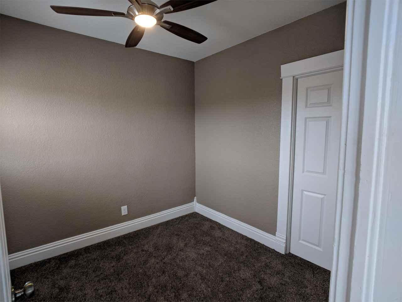 221 Main St. - Photo 5 of 18