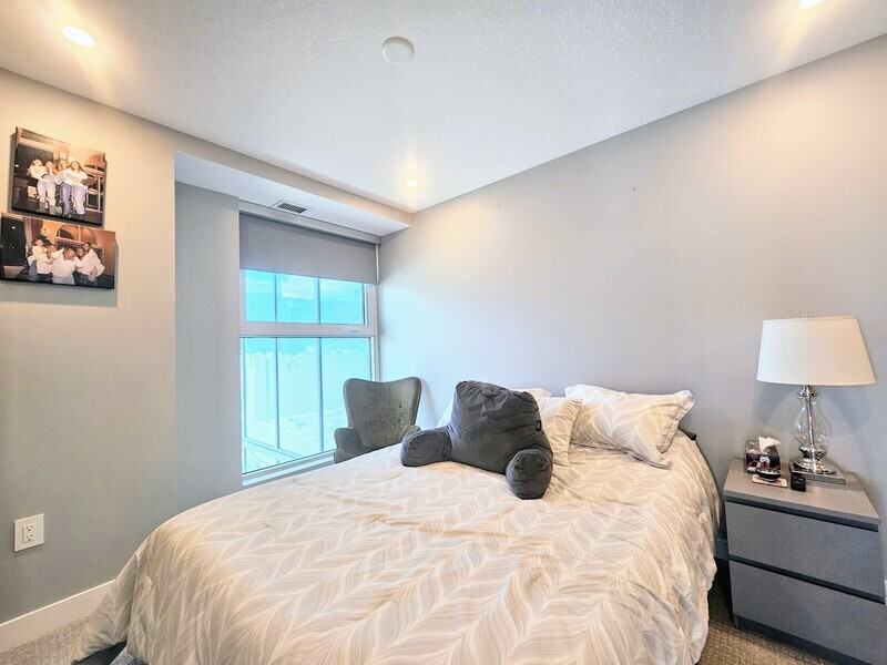 10180 103 St Nw #1004 - Photo 3 of 24