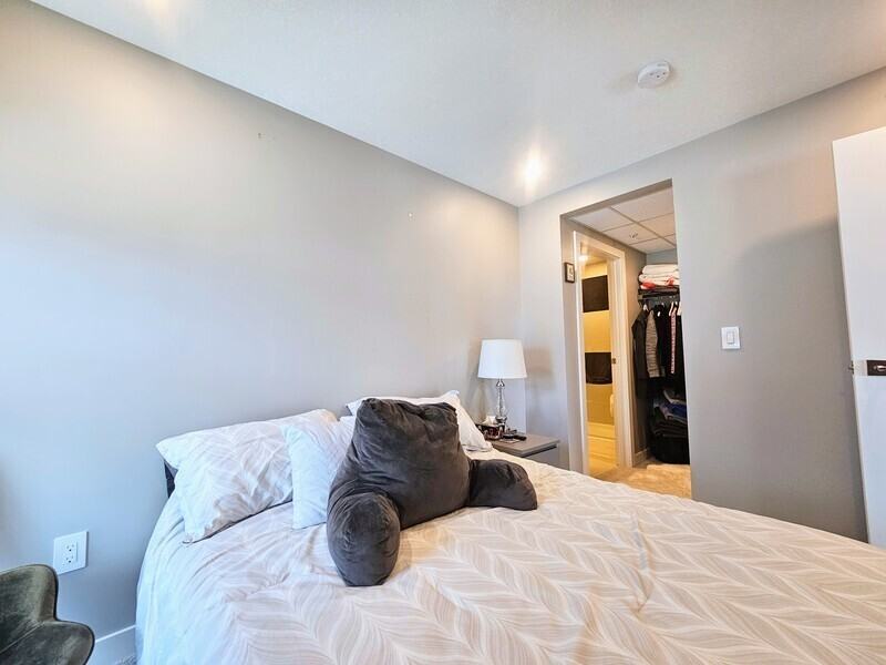 10180 103 St Nw #1004 - Photo 4 of 24