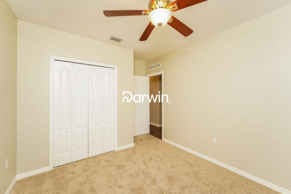 4334 Sw Appleseed Rd - Photo 4 of 14