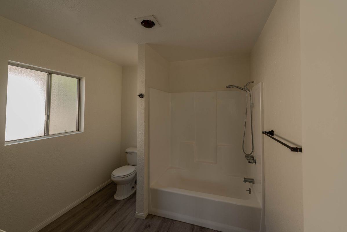 220 N Myers St ##B - Photo 7 of 9