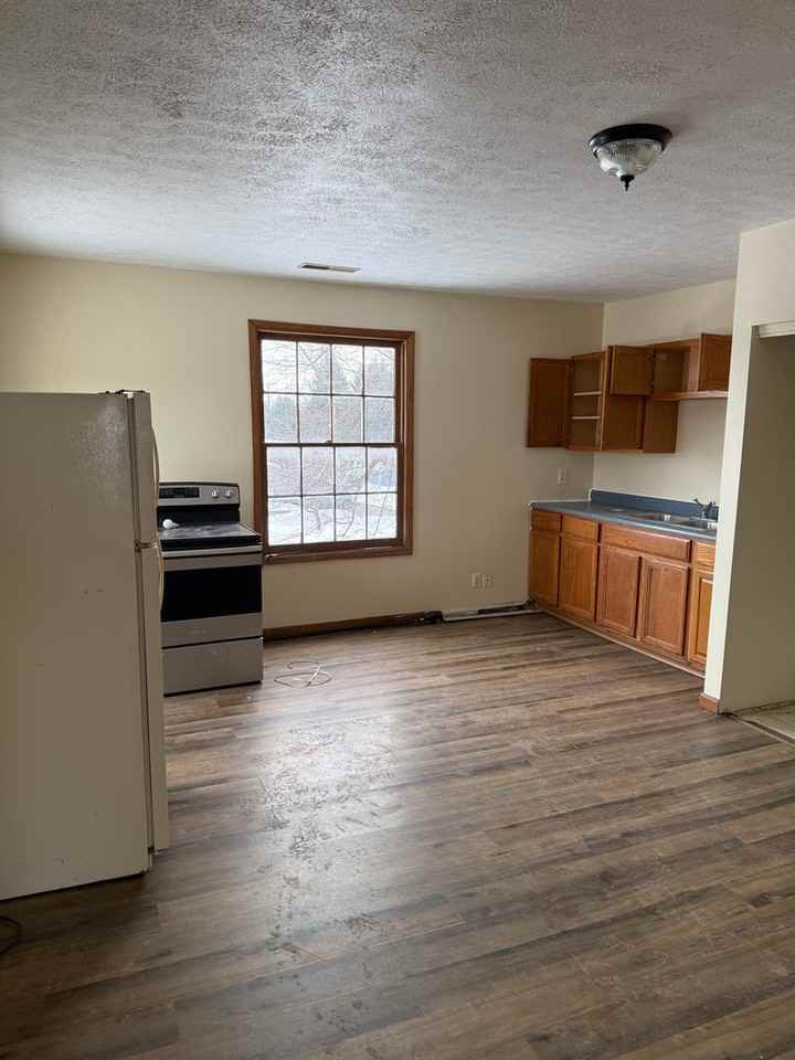 91 N Buena Vista St - Photo 2 of 5