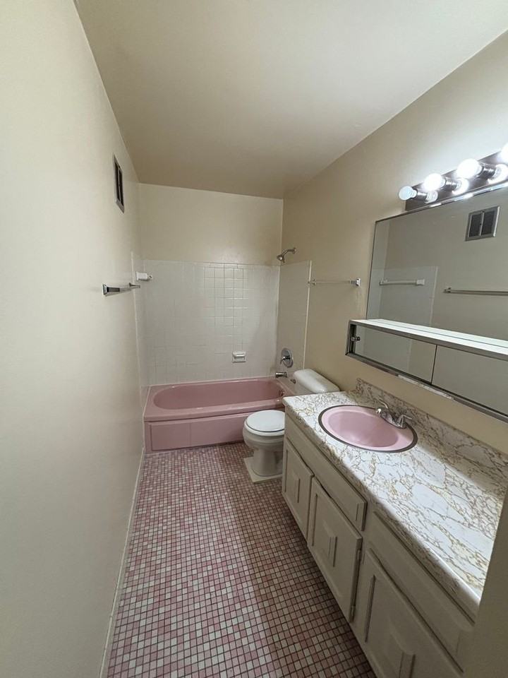 Spacious 1bedroom apartment - Photo 5 of 9