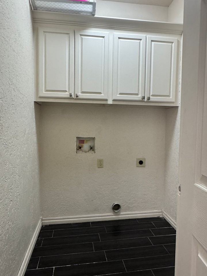 4413 Nw Wolfcreek Blvd - Photo 4 of 14