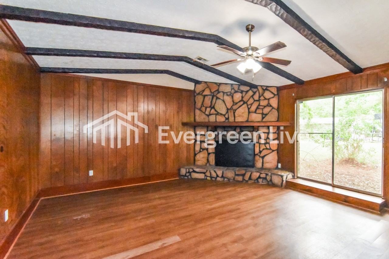 6535 Pinebrook Dr - Photo 3 of 15