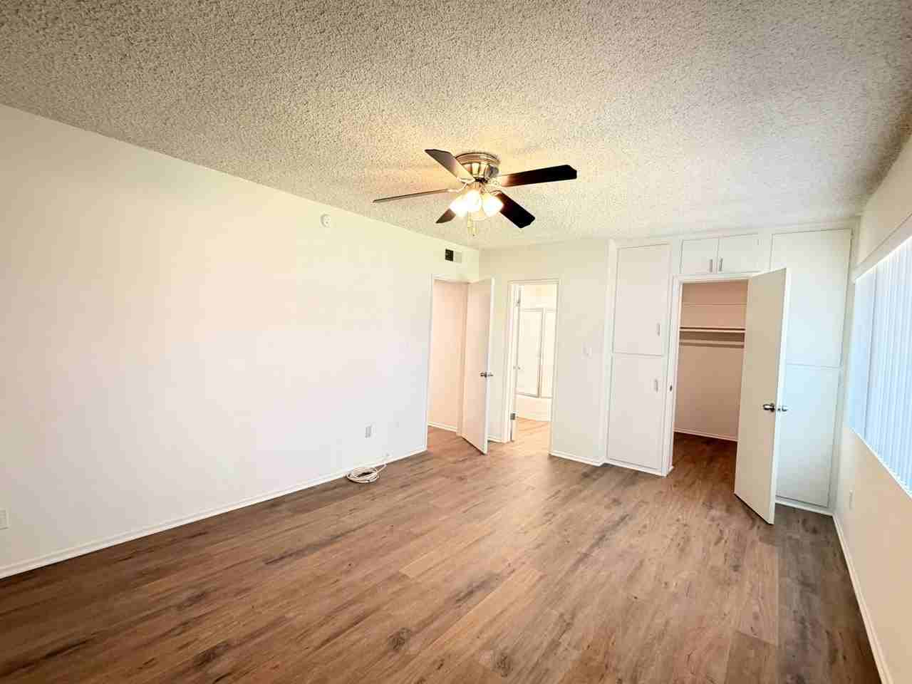 127 - SUTTON TERRACE - Photo 7 of 19