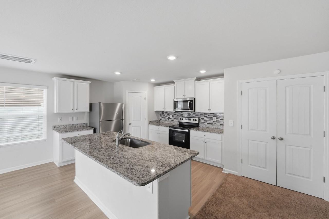 1620 Nia Rd - Photo 2 of 37