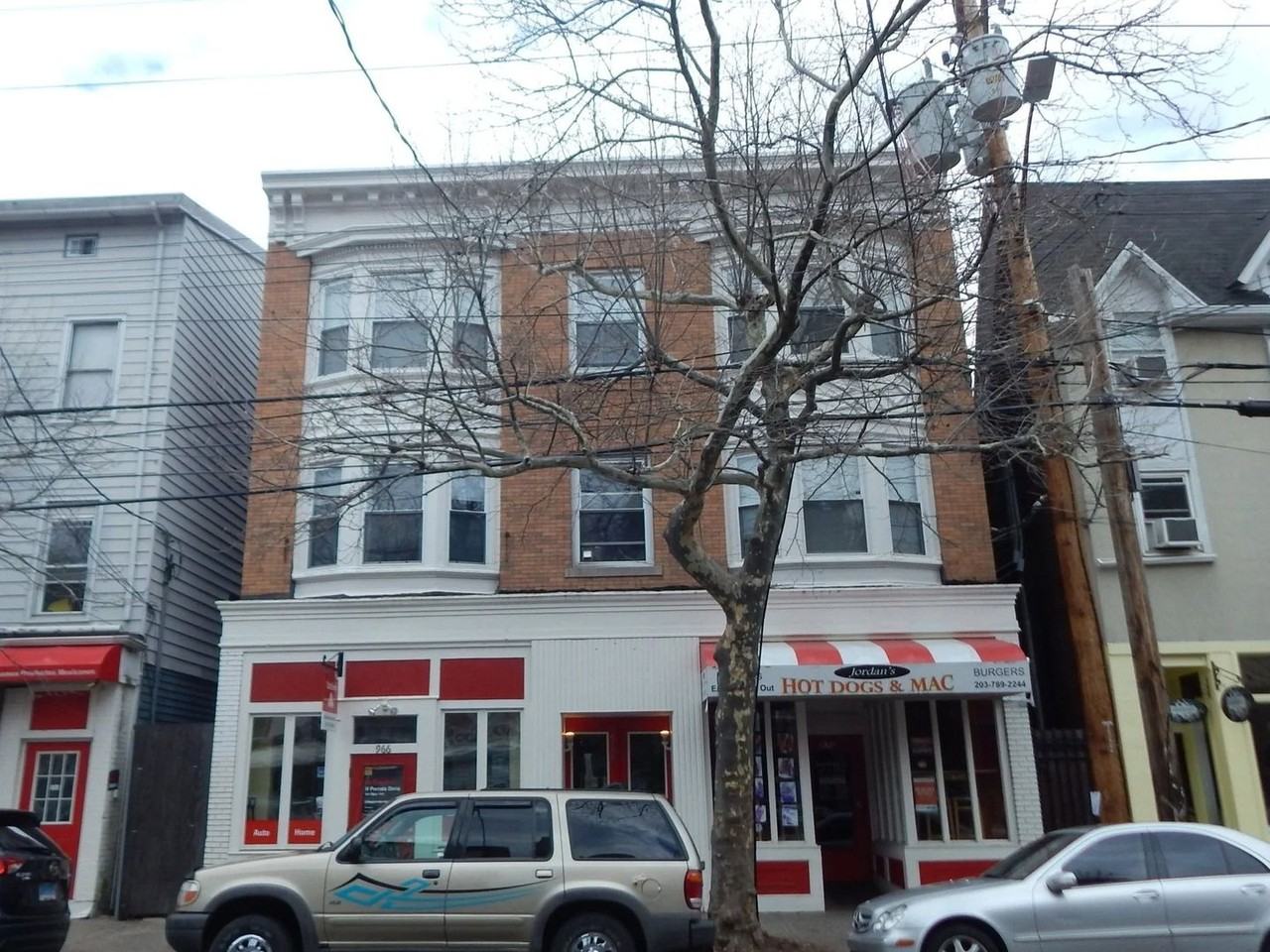 968 State St - Photo 3 of 16