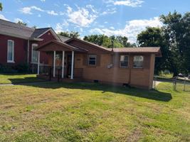 featured image of 712 Meridian St