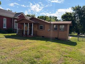 712 Meridian St - Photo 1 of 1