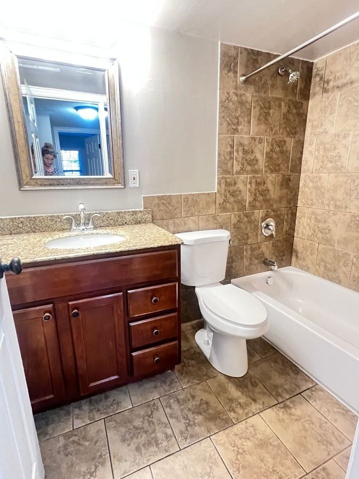 Squire Meadows - Photo 3 of 18