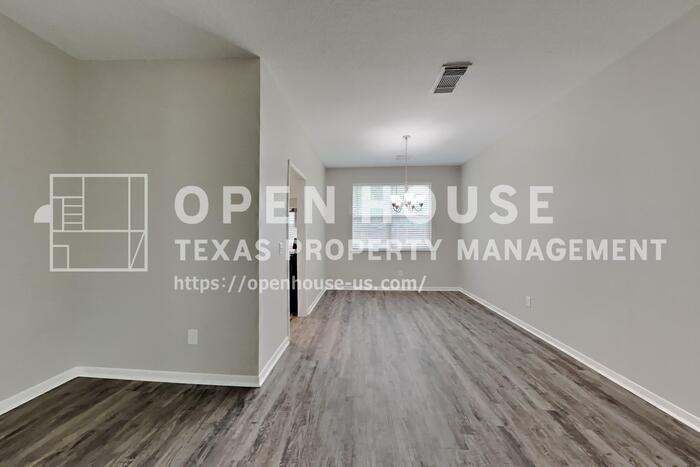 22923 Rainbow Bend Ln - Photo 4 of 20