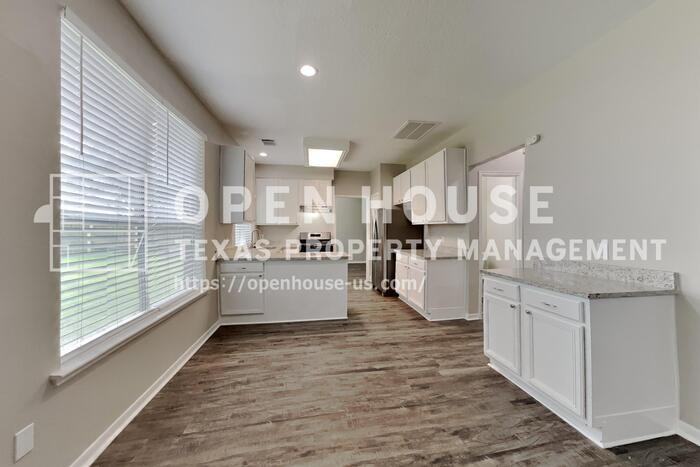 22923 Rainbow Bend Ln - Photo 7 of 20