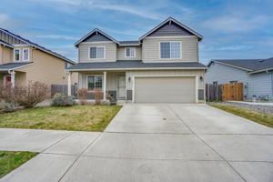 featured image of 11914 Ne 102nd St