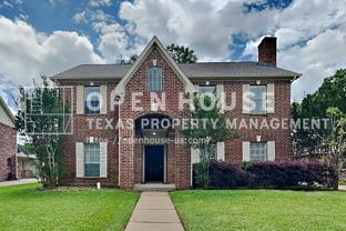 702 Fernglade Dr - Photo 1 of 1