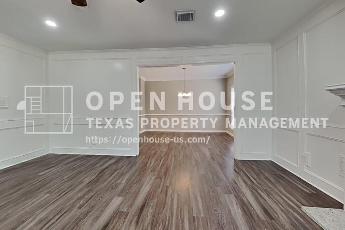 702 Fernglade Dr - Photo 5 of 20